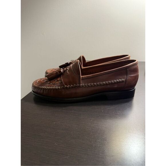 G. H. Bass  Mens Bella Gio Brown Tassel Loafers sz 9 EUC